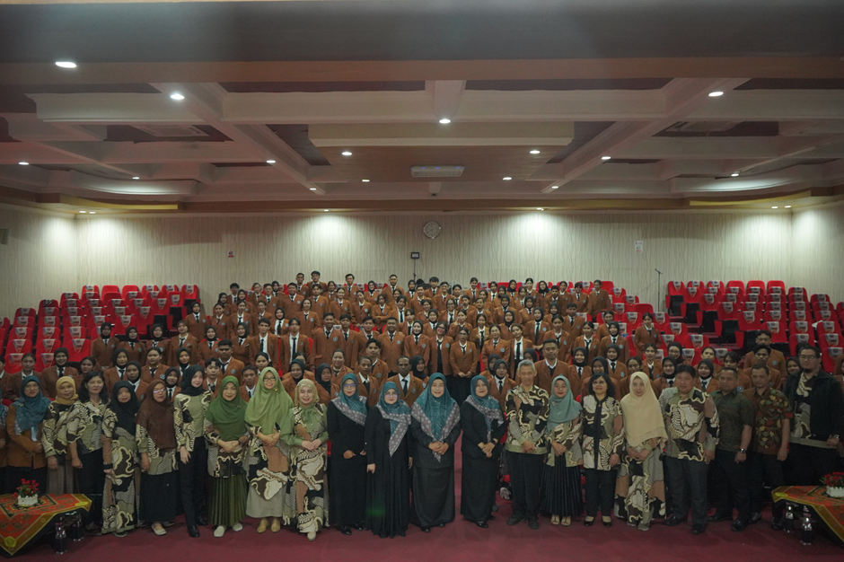 Yudisium FEB UNIKAMA: Mencetak Pilar Intelektual Berbudi dan Berprestasi untuk Masa Depan yang Berdampak