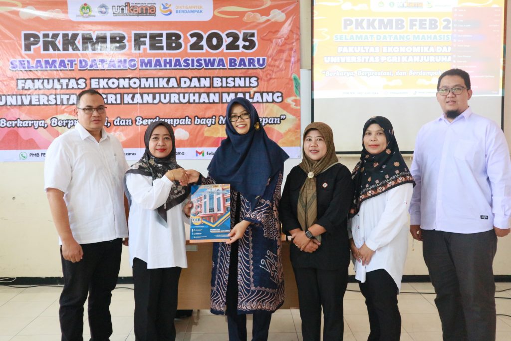 FEB UNIKAMA Sukses Gelar PKKMB Pertemuan Ke-5: "Ngobrol Pintar" Ajak Mahasiswa Baru Kuasai Hibah dan Kompetisi untuk Raih Prestasi